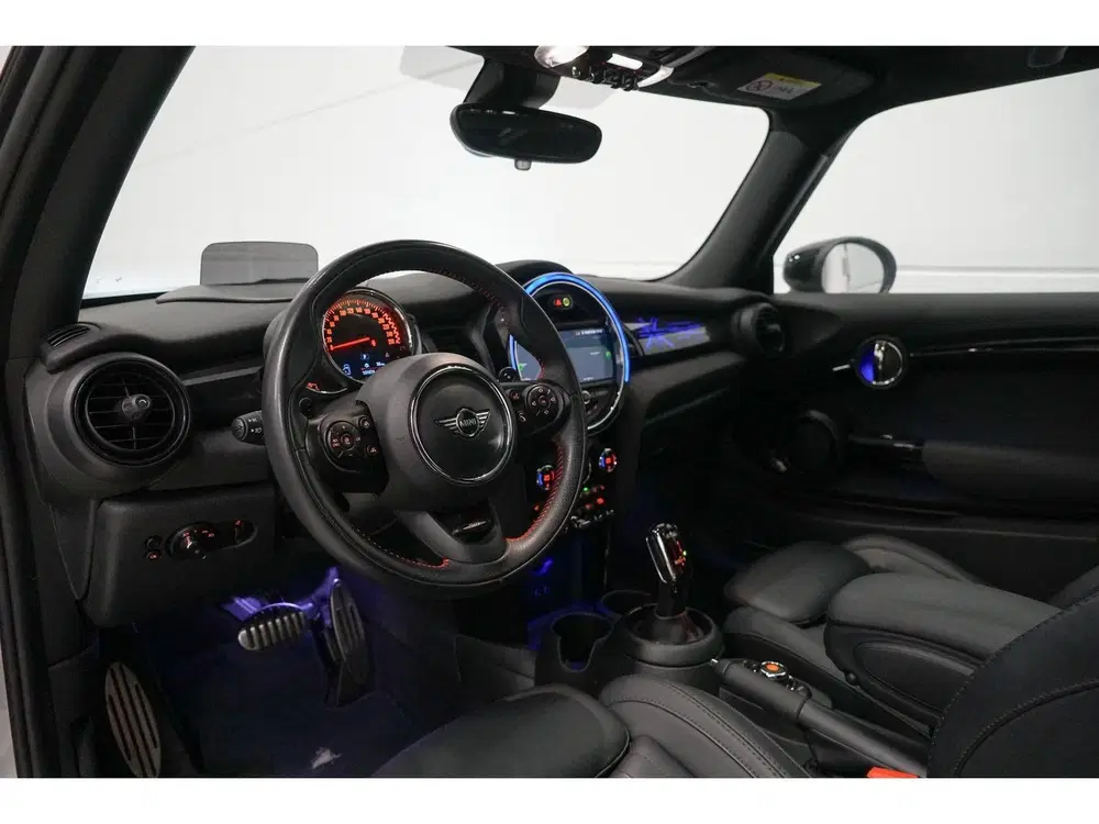 Mini Cooper Mini 2.0 John Works Panoramadak uit 2019, foto 2