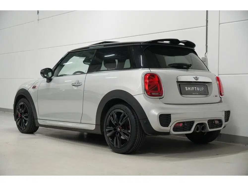 Mini Cooper Mini 2.0 John Works Panoramadak uit 2019, foto 6