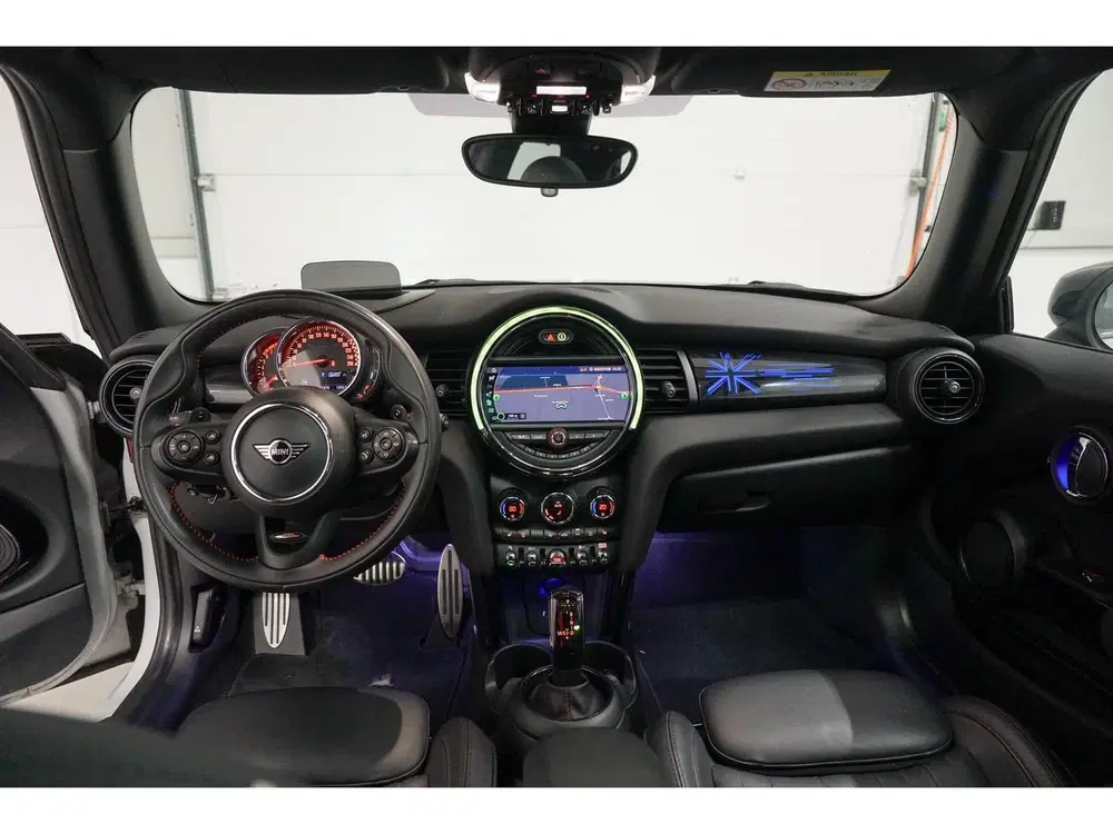 Mini Cooper Mini 2.0 John Works Panoramadak uit 2019, foto 9