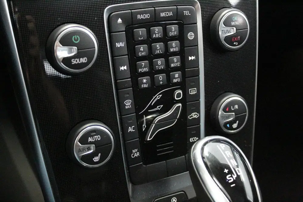 Volvo V40 1.5 T2 Polar+ AFN-TREKHAAK uit 2019, foto 15