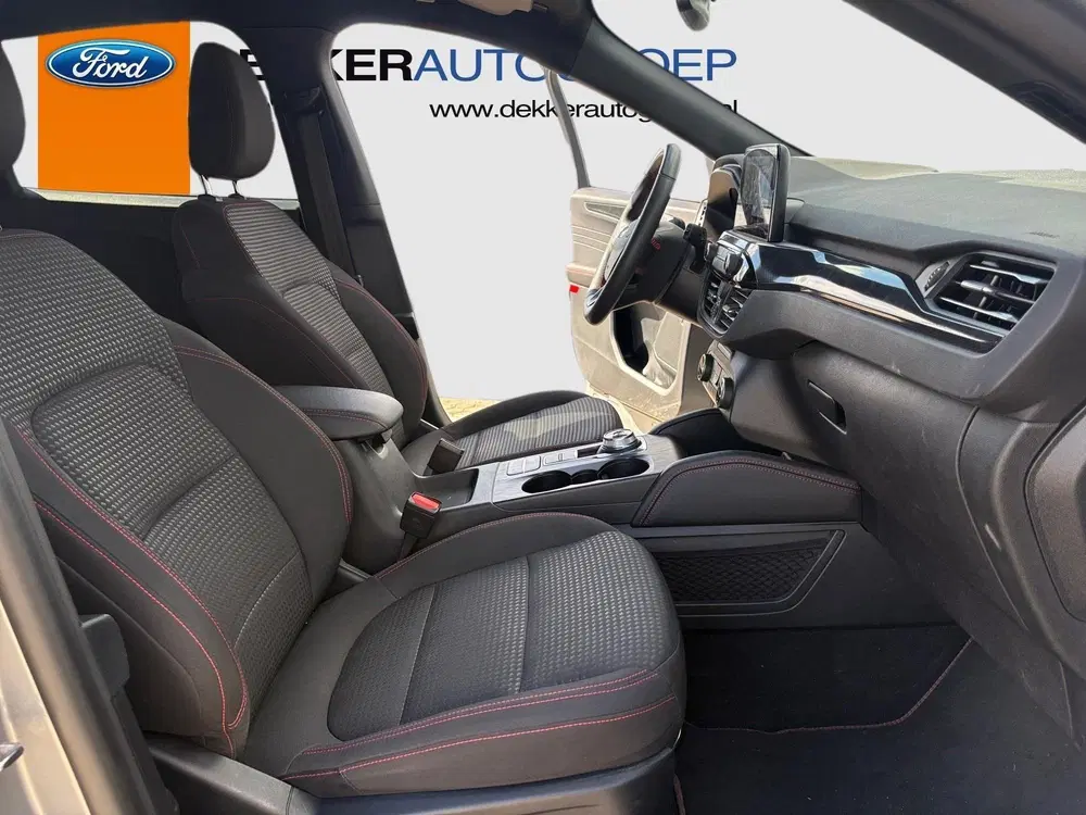 Ford Kuga 2.5 PHEV ST-Line uit 2024, foto 8