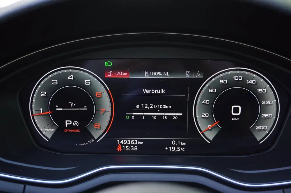 Audi A5 35 TFSI S edition Automaat uit 2023, foto 11