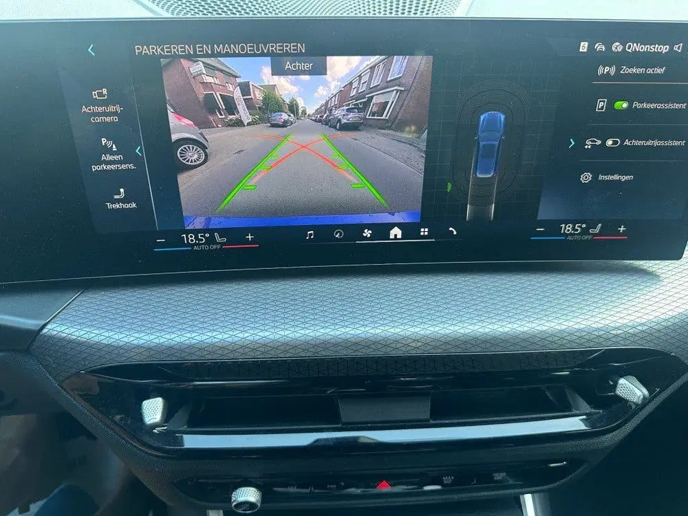 BMW 3-serie 330X-DRIVE M SPORT AUTOMAAT PANORAMADAK uit 2025, foto 13