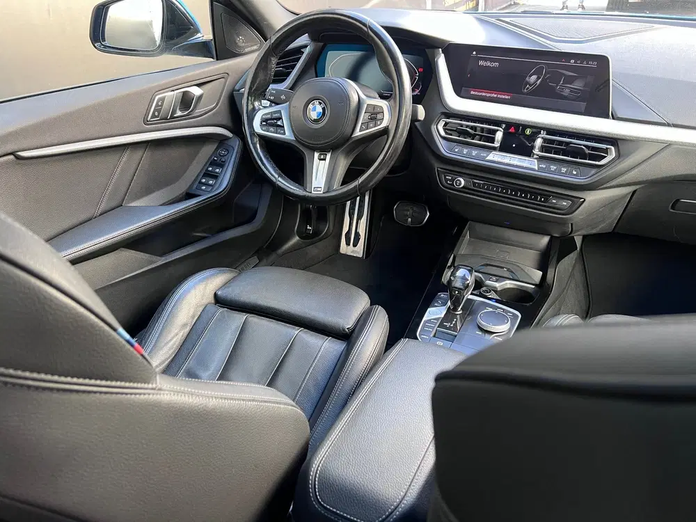 BMW 2-serie 2-serie Gran Coupé 218i High Executive- M uit 2021, foto 3