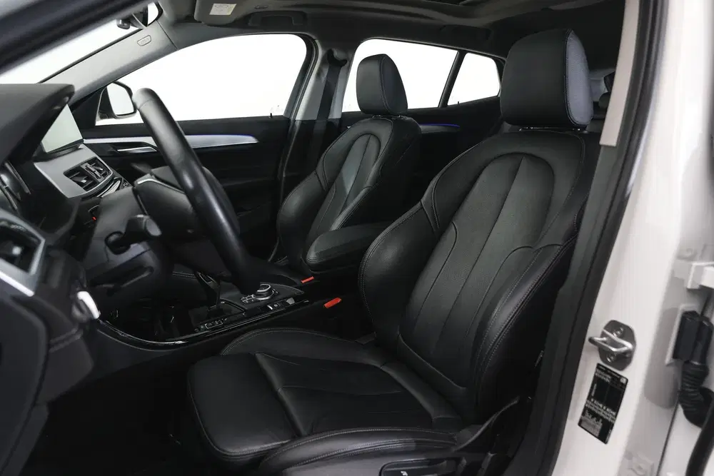 BMW X2 sDrive20i High Executive Automaat uit 2019, foto 12