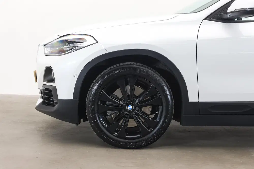 BMW X2 sDrive20i High Executive Automaat uit 2019, foto 4