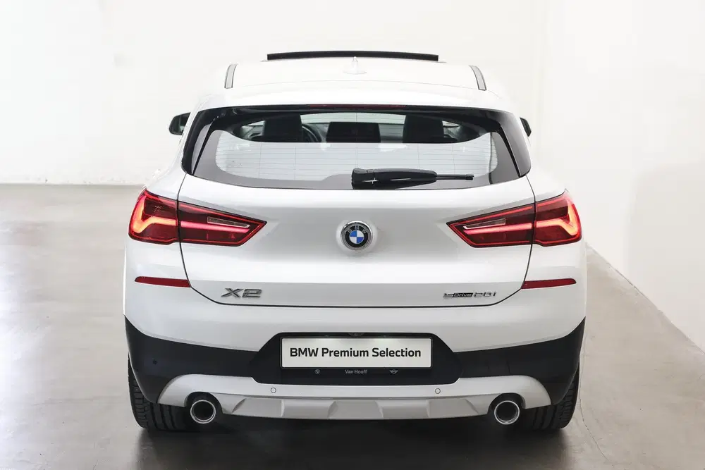 BMW X2 sDrive20i High Executive Automaat uit 2019, foto 7