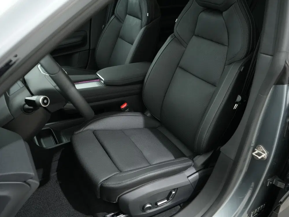 Polestar 4 LR DUAL MOTOR PRO PILOT PLUS NAPPA 100 KWH uit 2026, foto 4