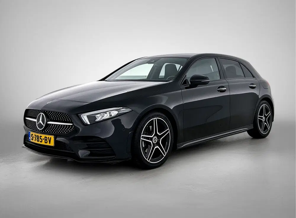 Mercedes-Benz A-Klasse 180 AMG Line Amg Line Styling uit 2023