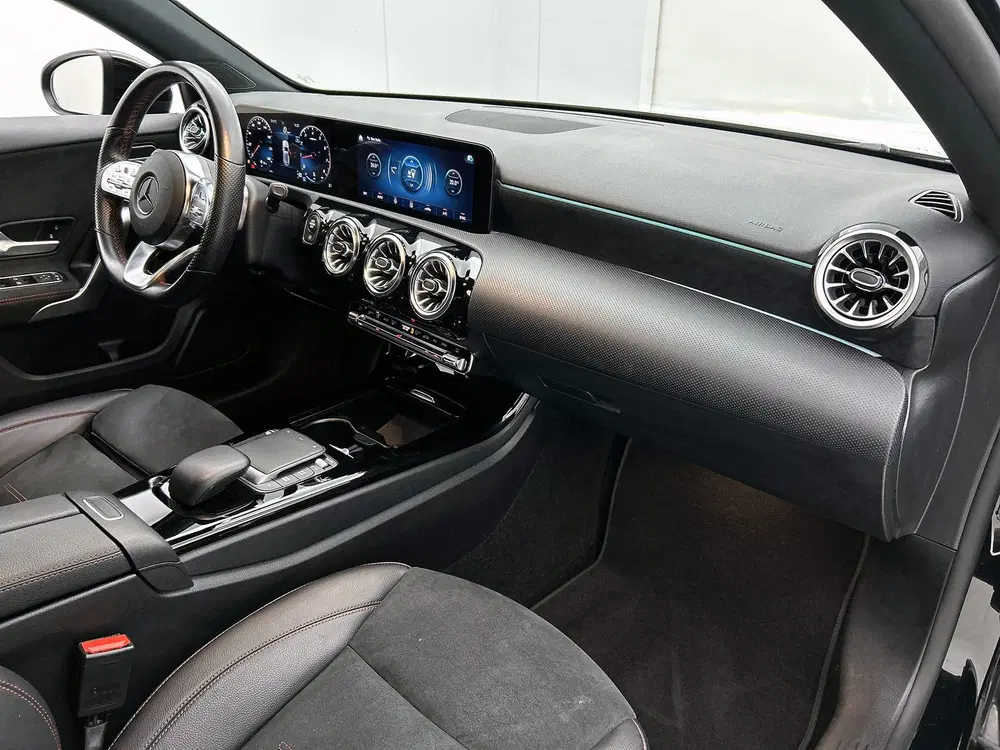 Mercedes-Benz A-Klasse 180 AMG Line Amg Line Styling uit 2023, foto 6