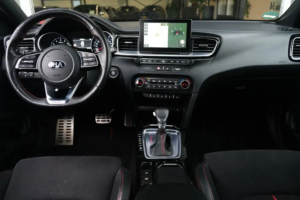 Kia ProCeed 1.6 T-GDI 204pk GT-Line Aut Pano Navi Cam uit 2019, foto 11