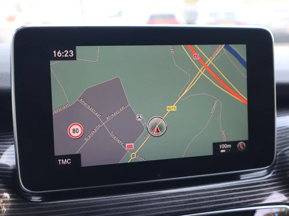 Mercedes-Benz V-Klasse 220d 4-MATIC LANG DC AVANTGARDE uit 2020, foto 10
