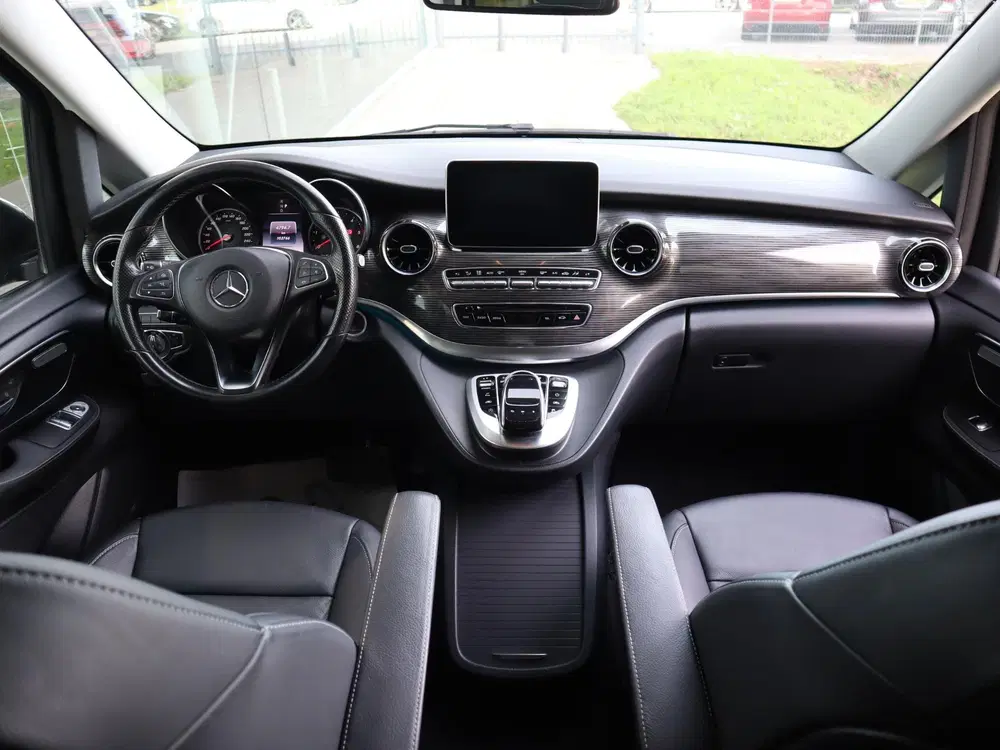 Mercedes-Benz V-Klasse 220d 4-MATIC LANG DC AVANTGARDE uit 2020, foto 13
