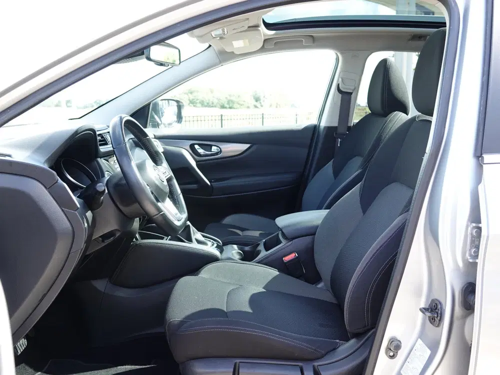 Nissan Qashqai 1.3 DIG-T AUT. N-Connecta PANO uit 2019, foto 5