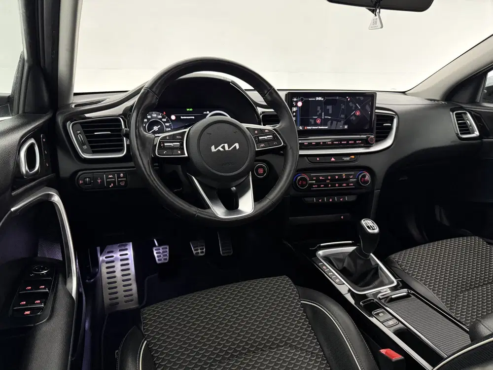 Kia Ceed 1.0 T-GDi ExecutiveLine uit 2024, foto 14