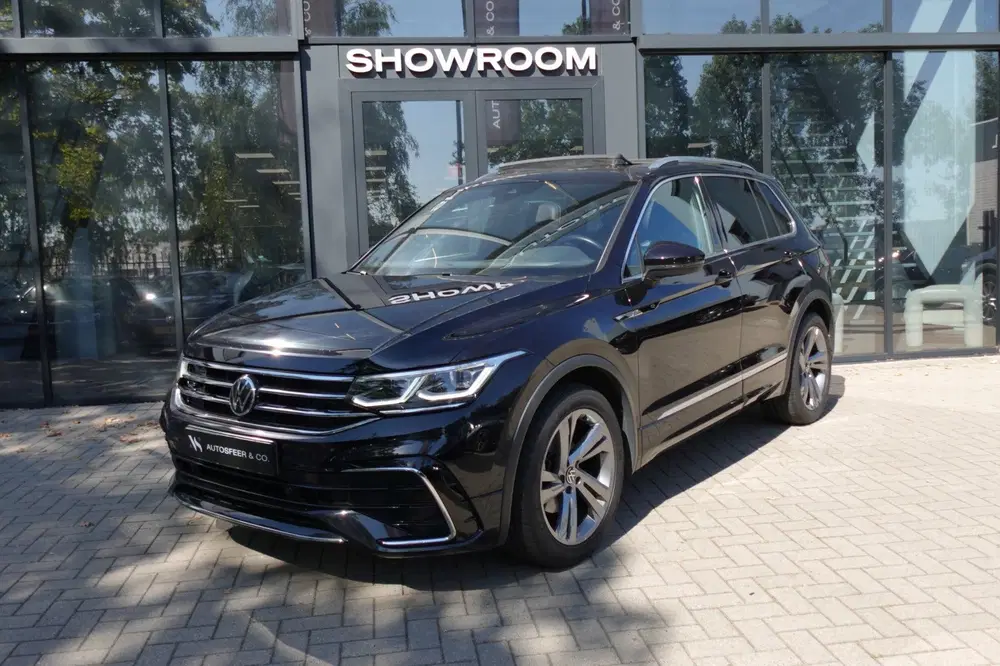 Volkswagen Tiguan 1.5 TSI R-Line PANO KEYLESS CAM uit 2021, foto 14