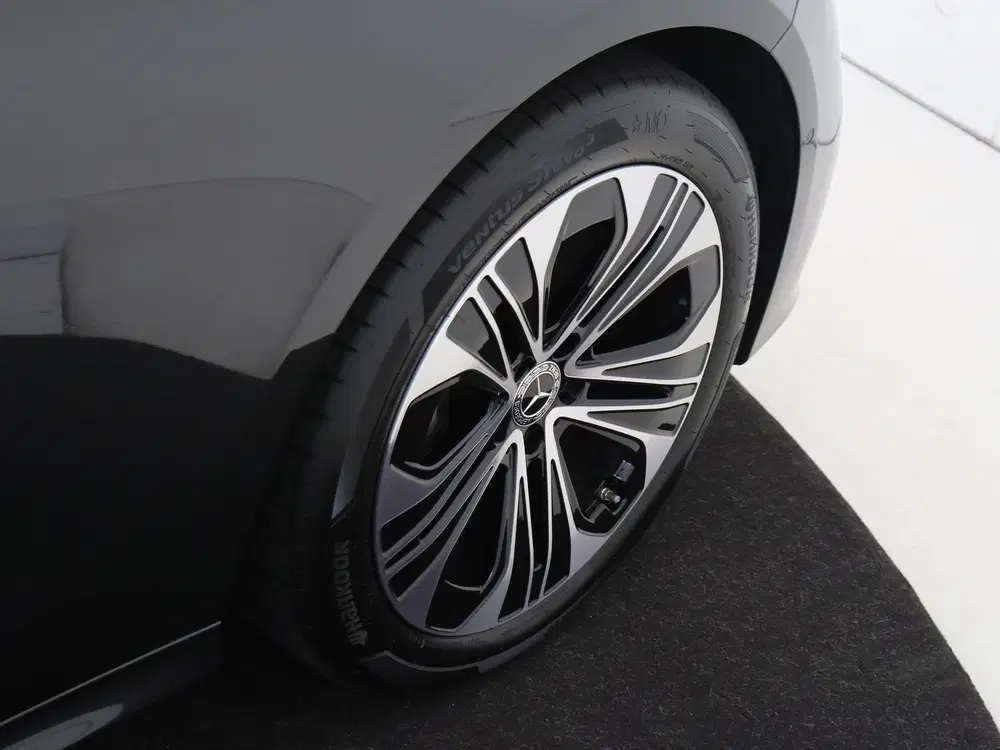 Mercedes-Benz E-Klasse 300 e Luxury Line uit 2024, foto 12