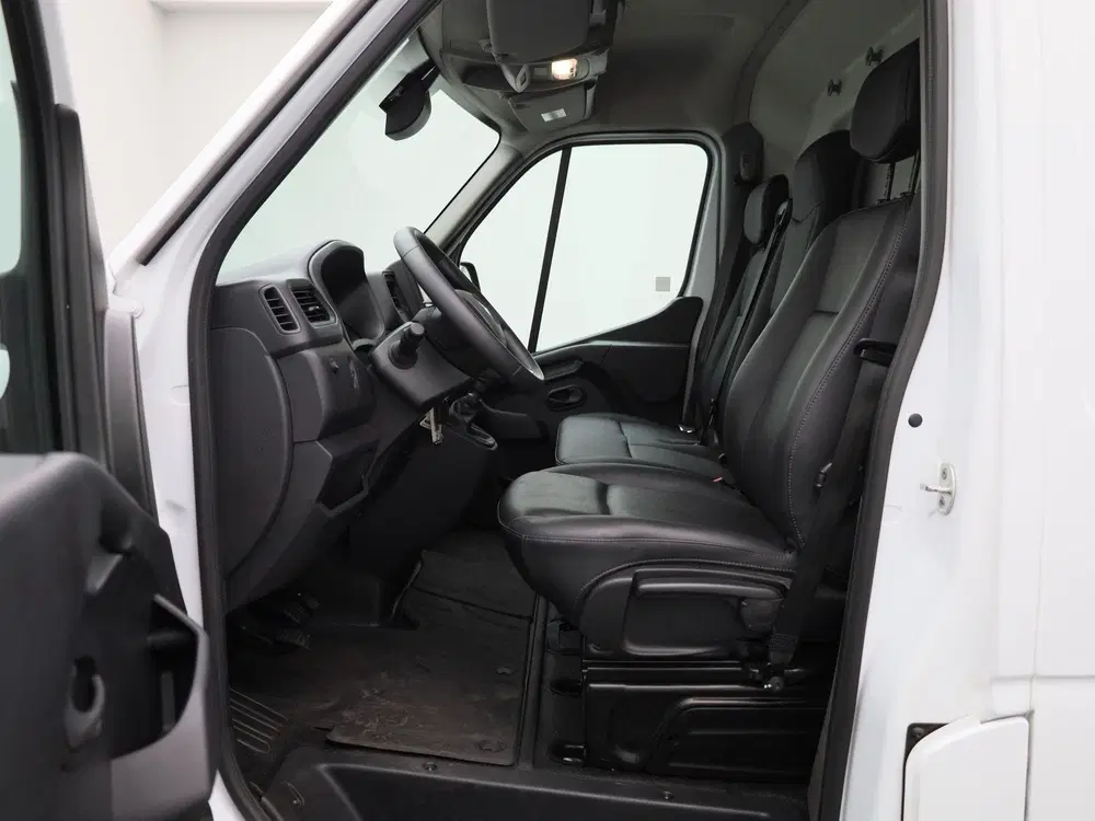 Renault Master T35 2.3 dCi 135Pk L3H2 Comfort uit 2022, foto 11