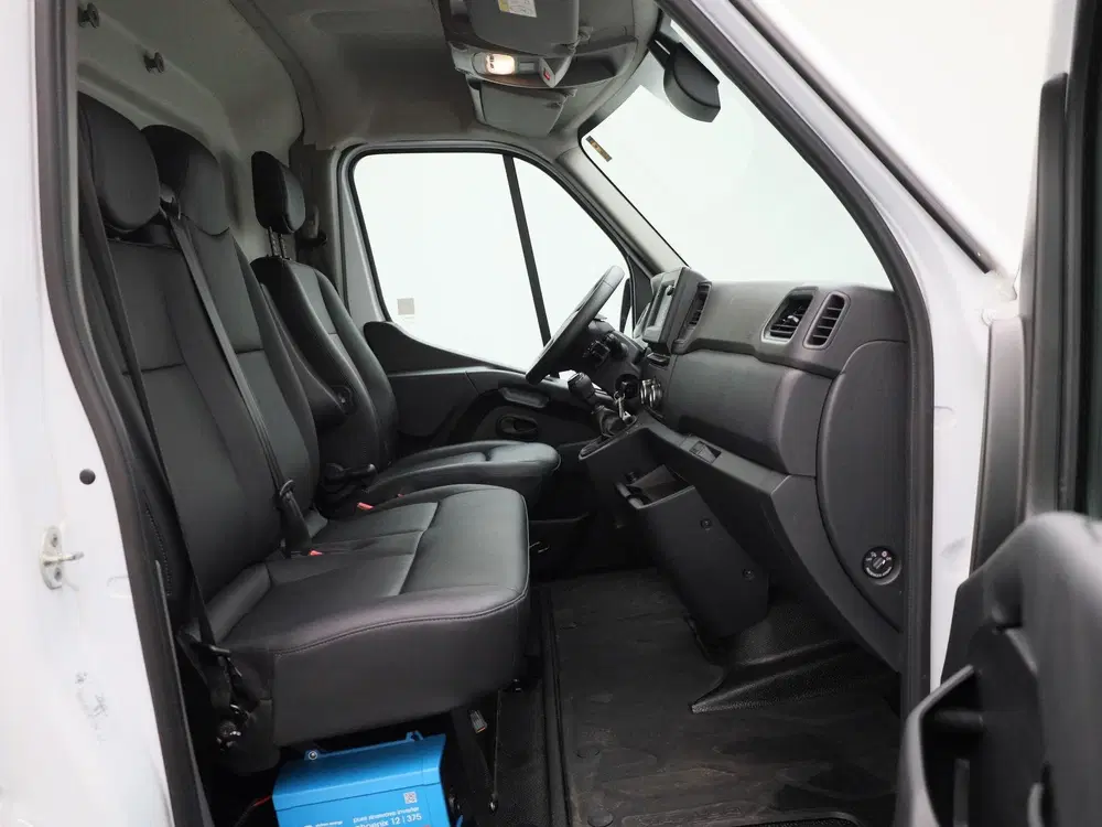 Renault Master T35 2.3 dCi 135Pk L3H2 Comfort uit 2022, foto 12
