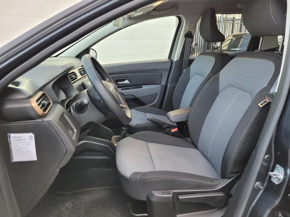 Dacia Duster 1.0 TCe 100 ECO-G Extreme uit 2023, foto 15