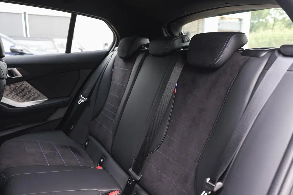 BMW 1-serie 120 M Sport Automaat uit 2025, foto 12