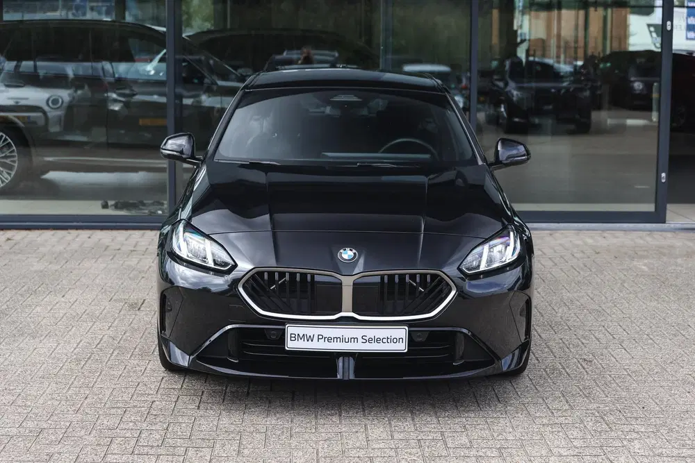 BMW 1-serie 120 M Sport Automaat uit 2025, foto 5