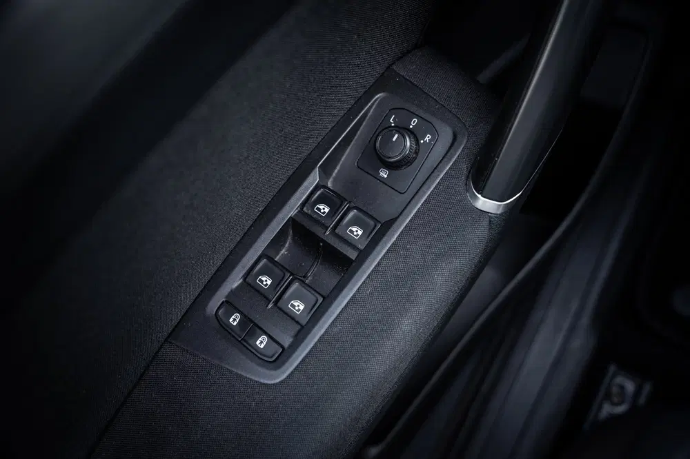 Volkswagen Touran 1.5 TSI Highline 7p uit 2020, foto 15