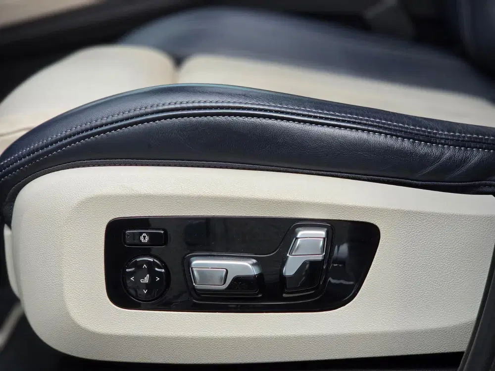 BMW X5 XDrive45e High Executive M-Sport Luchtverr uit 2020, foto 10