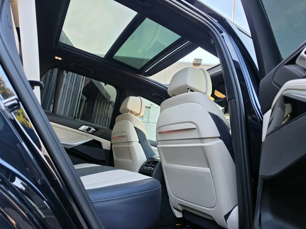 BMW X5 XDrive45e High Executive M-Sport Luchtverr uit 2020, foto 13