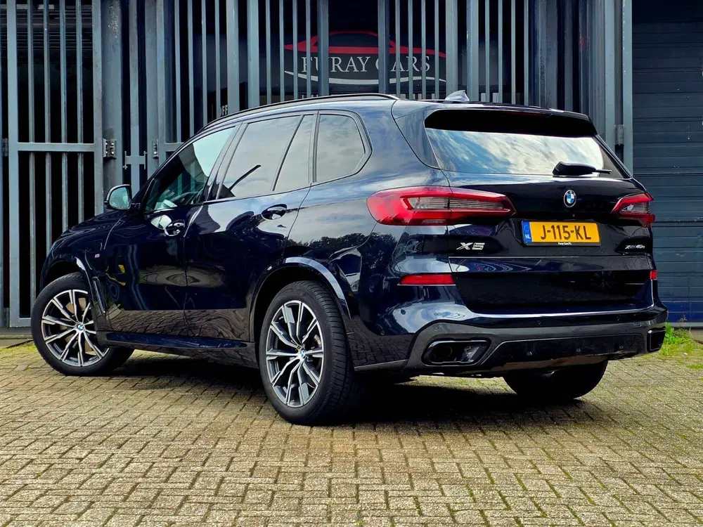 BMW X5 XDrive45e High Executive M-Sport Luchtverr uit 2020, foto 4