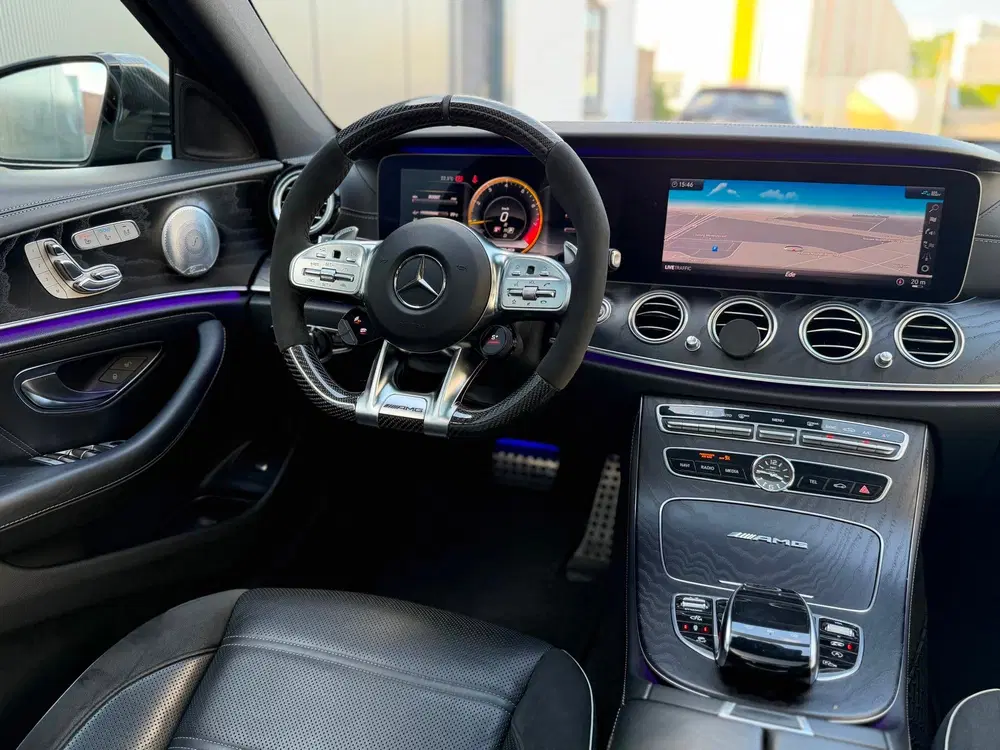 Mercedes-Benz E-Klasse AMG 63 S 4MATIC Pano uit 2019, foto 15