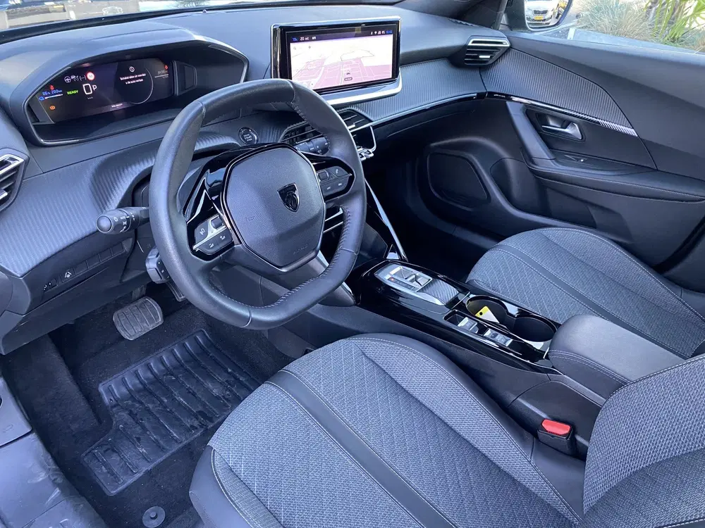 Peugeot 2008 EV Active Pack 50 kWh 100% SOH 360' Camera uit 2025, foto 13