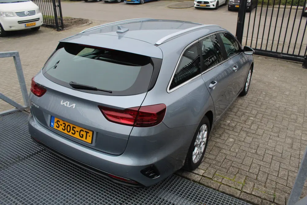 Kia Ceed 1.0 T-GDi MHEV DynamicLine AUTOMAAT Nav uit 2023, foto 6