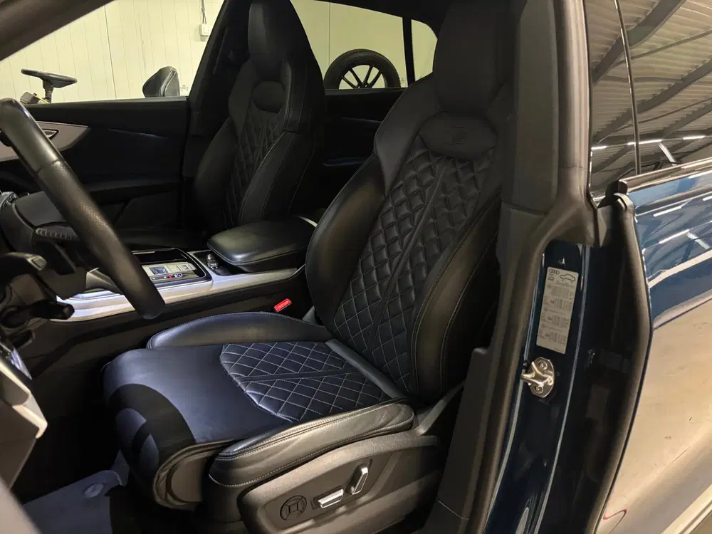 Audi Q8 60 TFSI e quattro S Competition uit 2021, foto 3