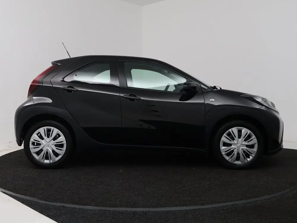 Toyota Aygo X 1.0 VVT-i MT Play uit 2023, foto 14