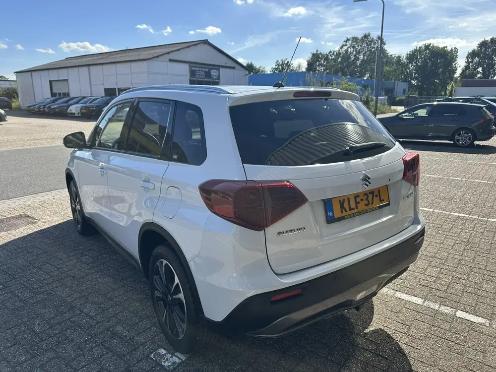 Suzuki Vitara 1.0 Boosterjet Stijl uit 2020, foto 13