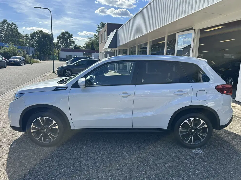 Suzuki Vitara 1.0 Boosterjet Stijl uit 2020, foto 14