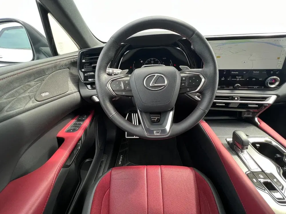 Lexus RX 500h uit 2024, foto 10