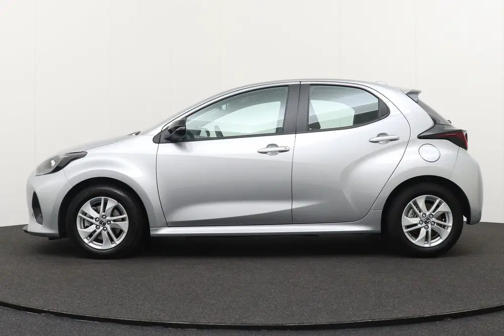 Mazda 2 Hybrid 1.5 93 PK Aut. Centre-line Camera S uit 2024, foto 5