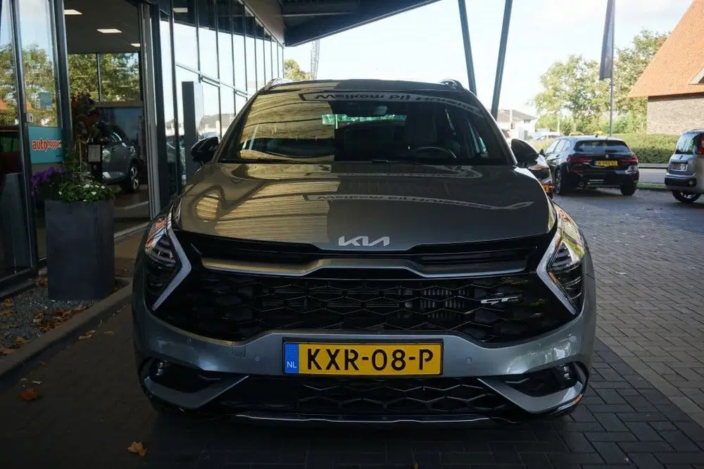Kia Sportage 1.6 T-GDI Plug-in Hybride GT-PlusLine Trek uit 2022, foto 2