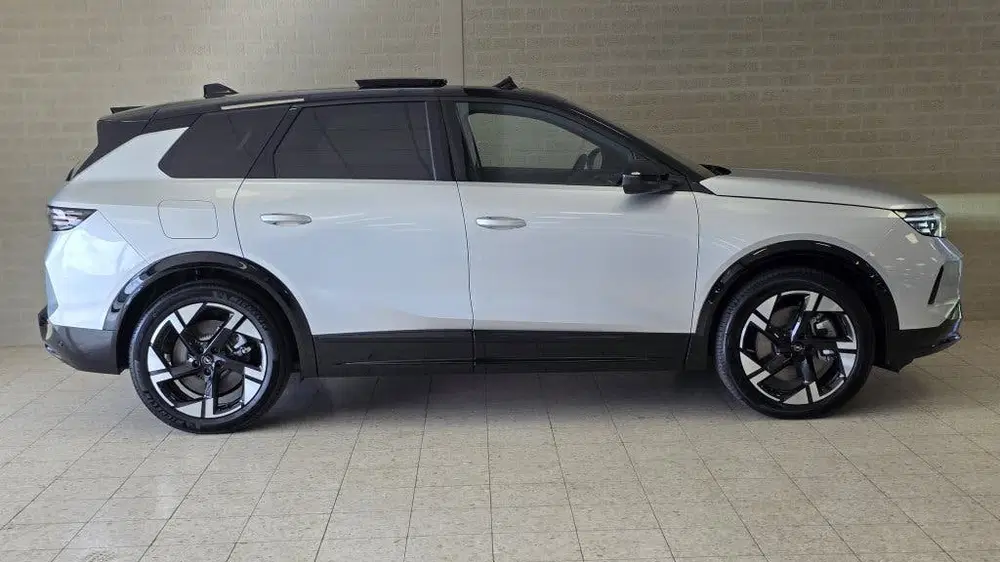 Opel Grandland 1.6 Turbo PHEV Ultimate 218PK uit 2026, foto 6