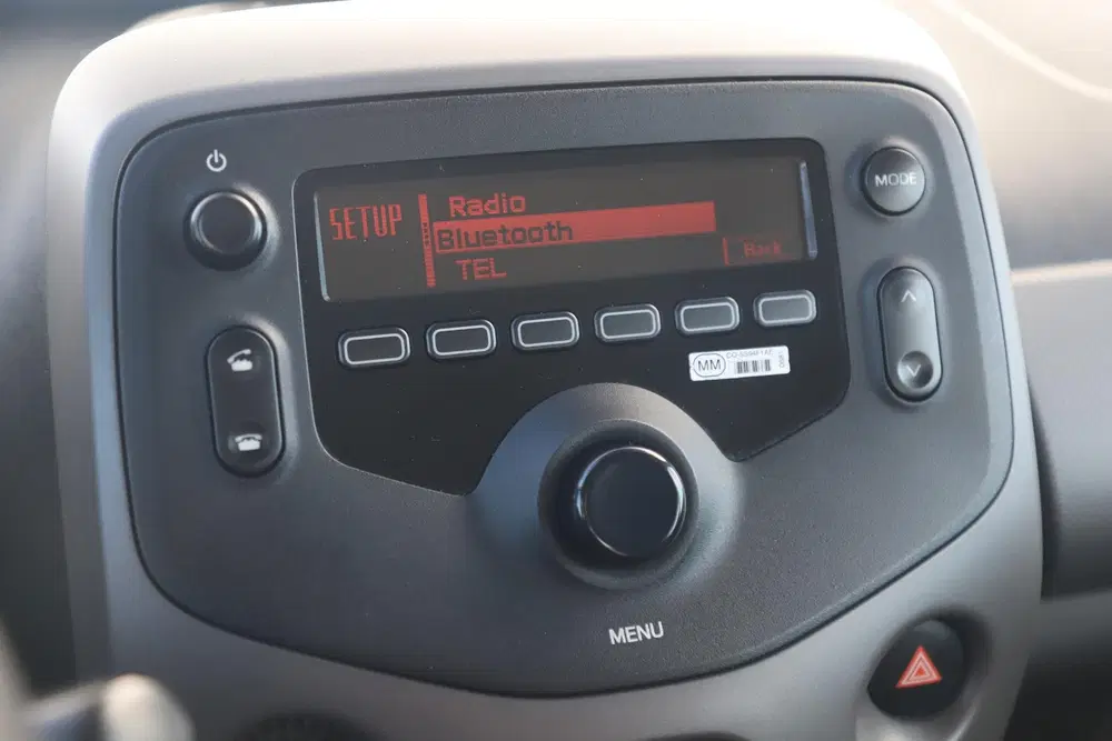 Peugeot 108 1.0 e-VTi Active Automaat Radio Bluetooth uit 2019, foto 14