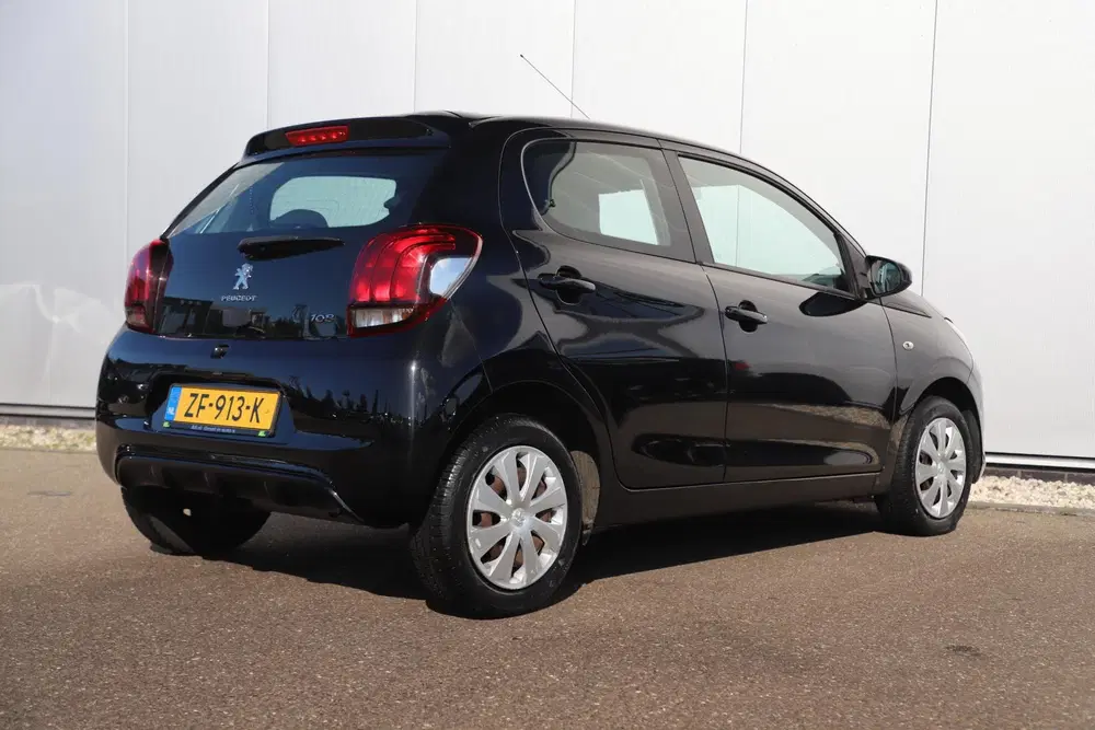 Peugeot 108 1.0 e-VTi Active Automaat Radio Bluetooth uit 2019, foto 4