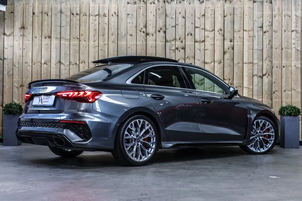 Audi RS3 2.5 TFSI Quattro *Pano*B&O*Head-Up*Camera uit 2022, foto 2