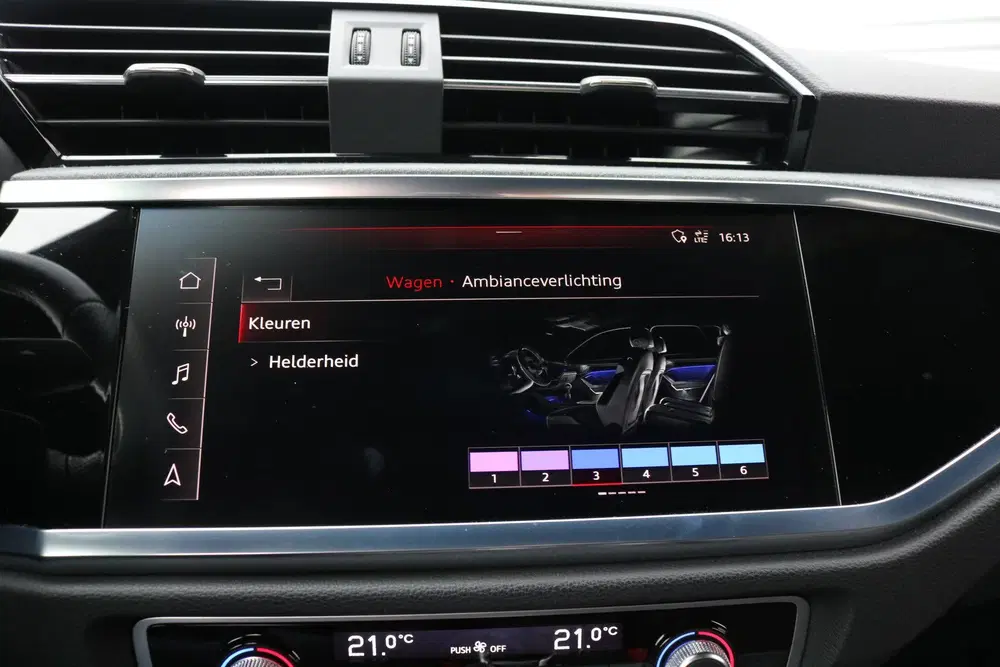 Audi Q3 40 TFSI Quattro S-Line (Panoramadak Virtua uit 2020, foto 15