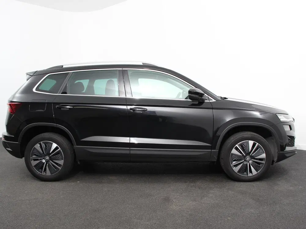 Skoda Karoq 1.5 TSI 150pk DSG ACT Selection Navigatie uit 2025, foto 2