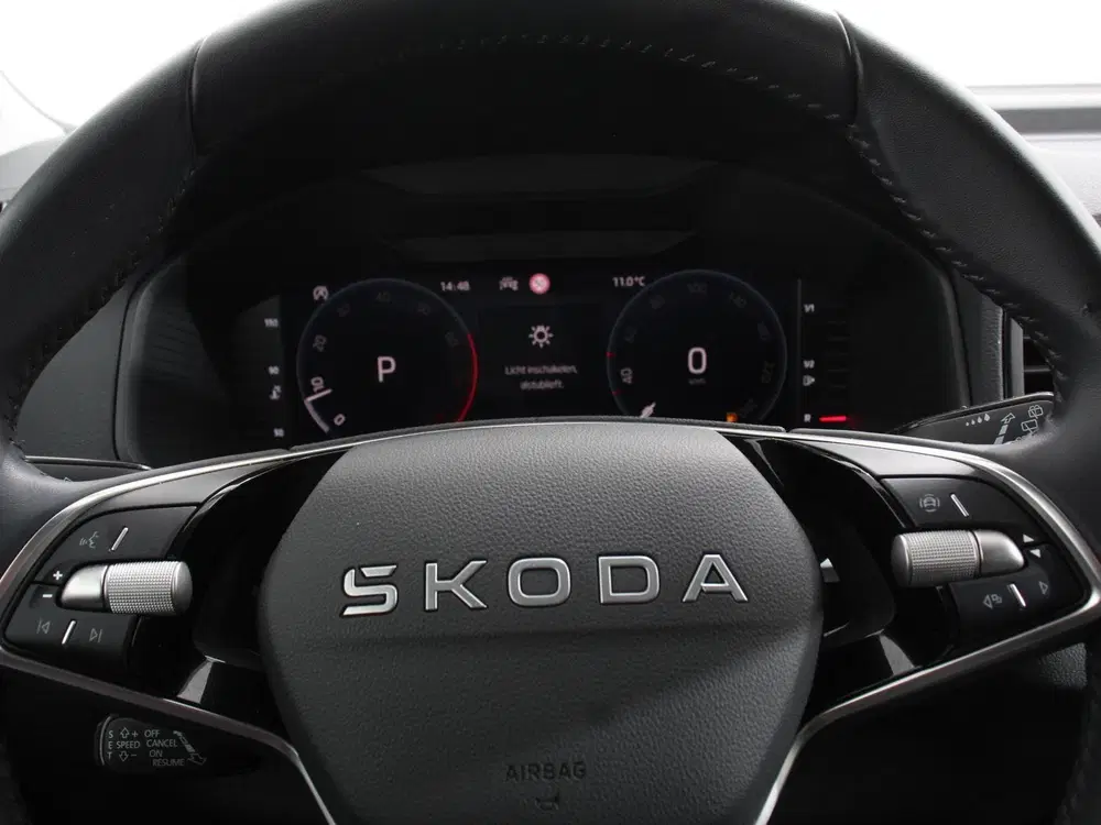 Skoda Karoq 1.5 TSI 150pk DSG ACT Selection Navigatie uit 2025, foto 7