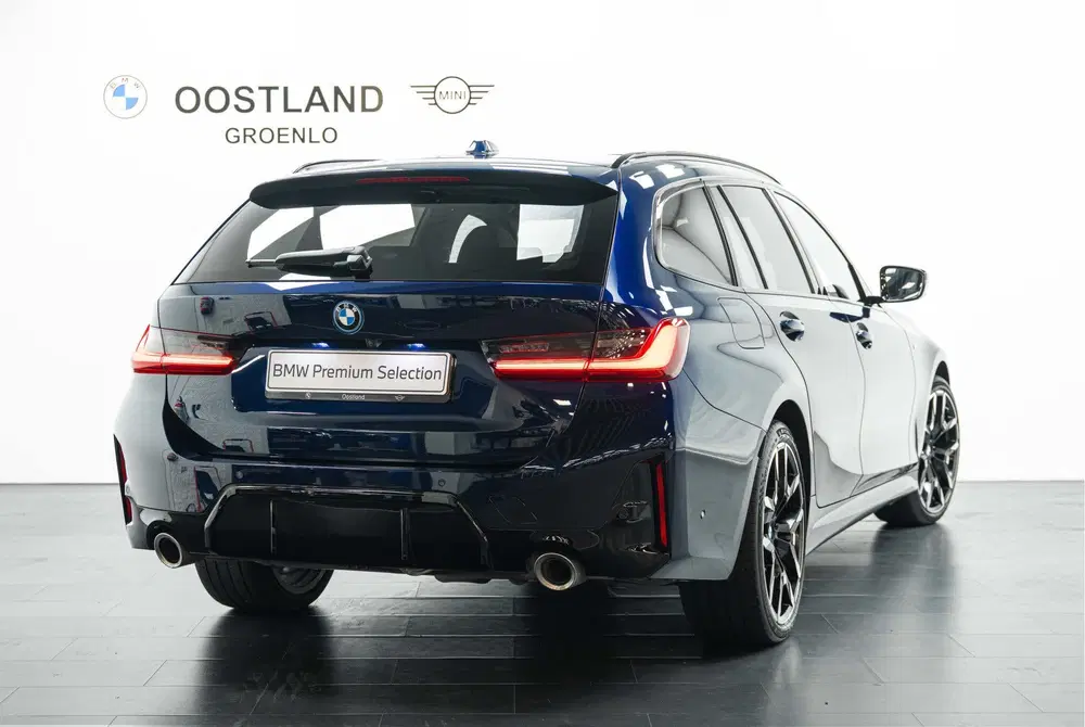 BMW 3-serie 330e M Sport Automaat uit 2025, foto 3