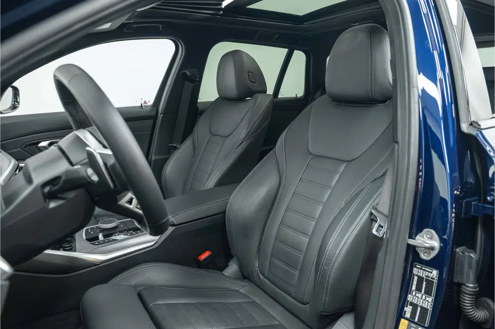 BMW 3-serie 330e M Sport Automaat uit 2025, foto 5