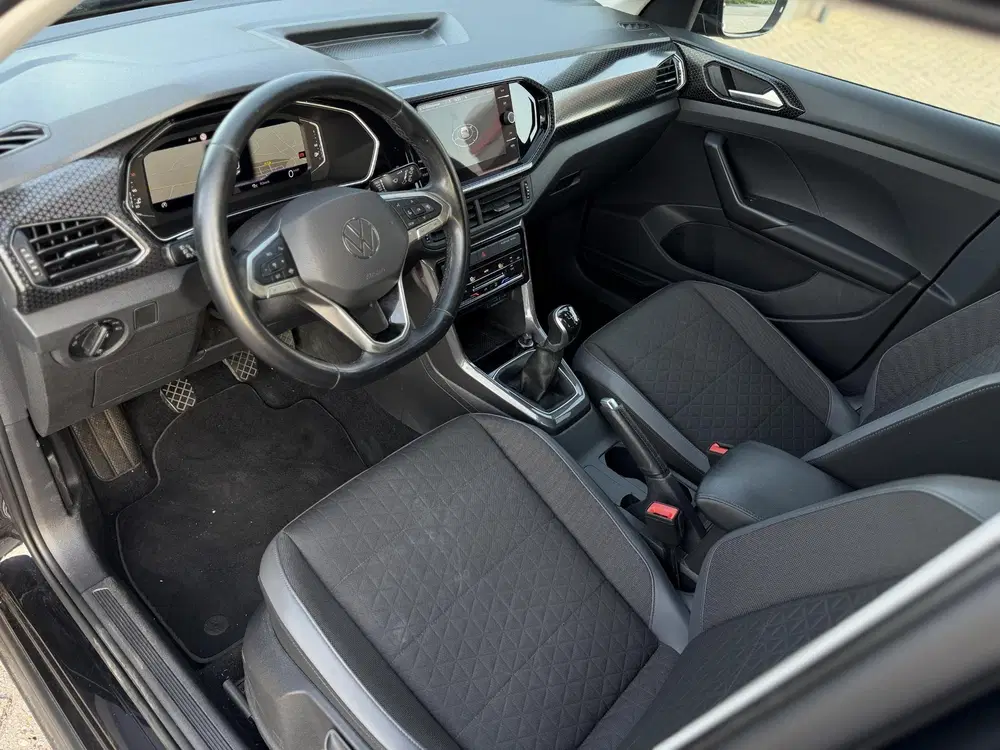 Volkswagen T-Cross 1.0 TSI Style 110pk uit 2021, foto 2